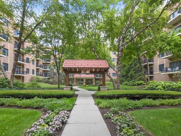 5100 W 96th Street , Unit 240, Oak Lawn, IL 60453
