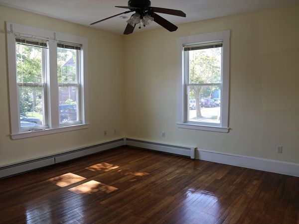 130 Ash St, Unit 1, Waltham, MA 02453