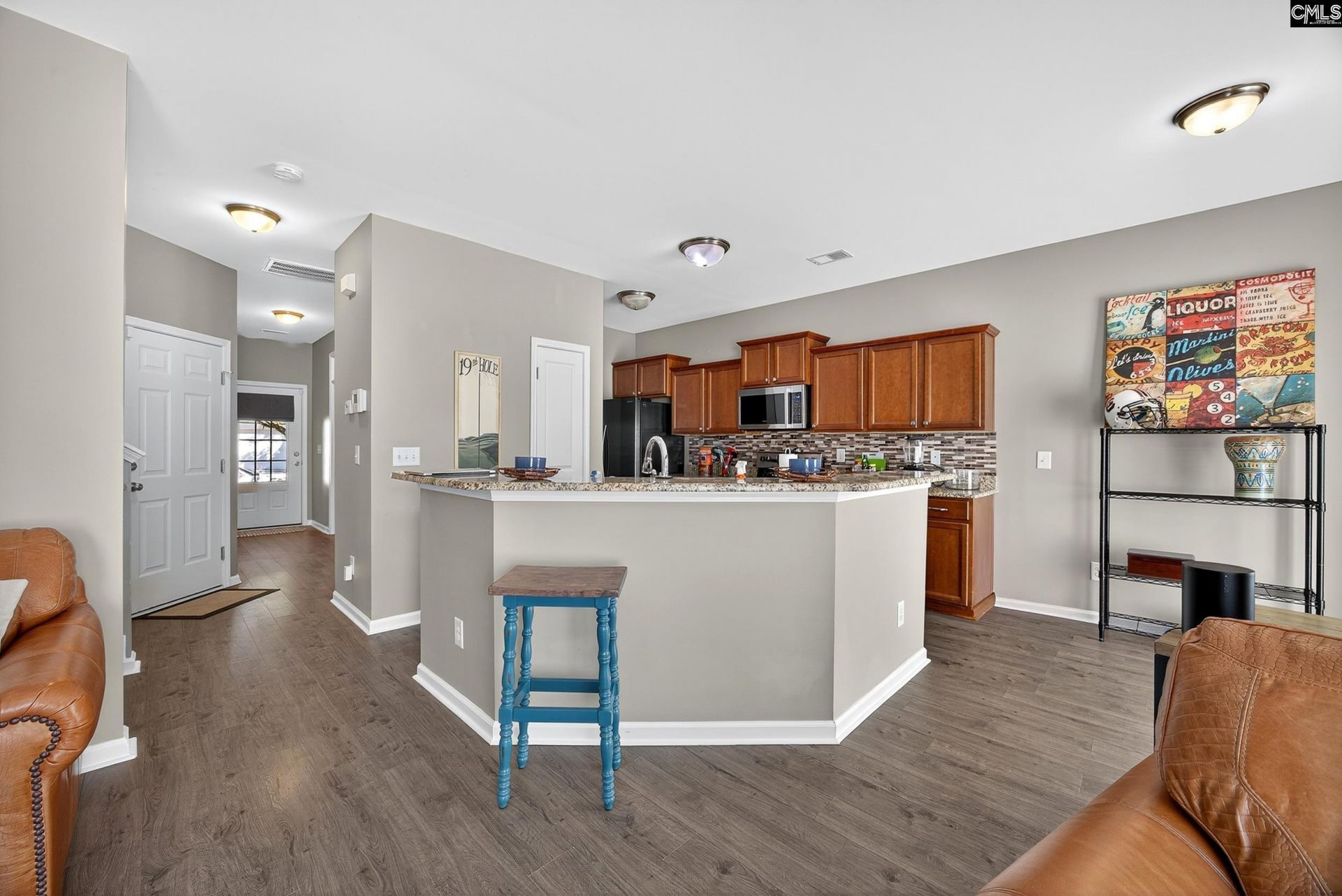 125 Chesterton Drive  Photo 8