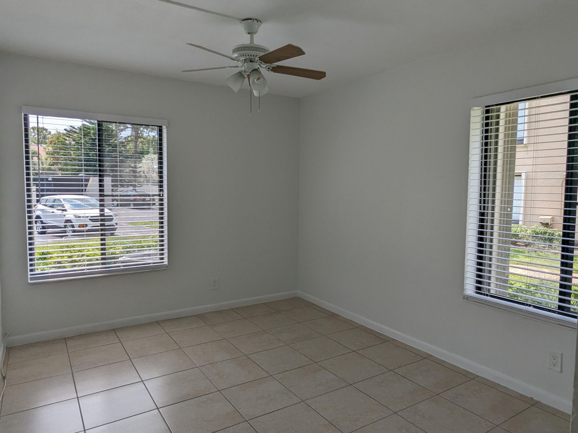 711 Sunny Pine Way, Unit B1, Greenacres, FL 33415 Photo