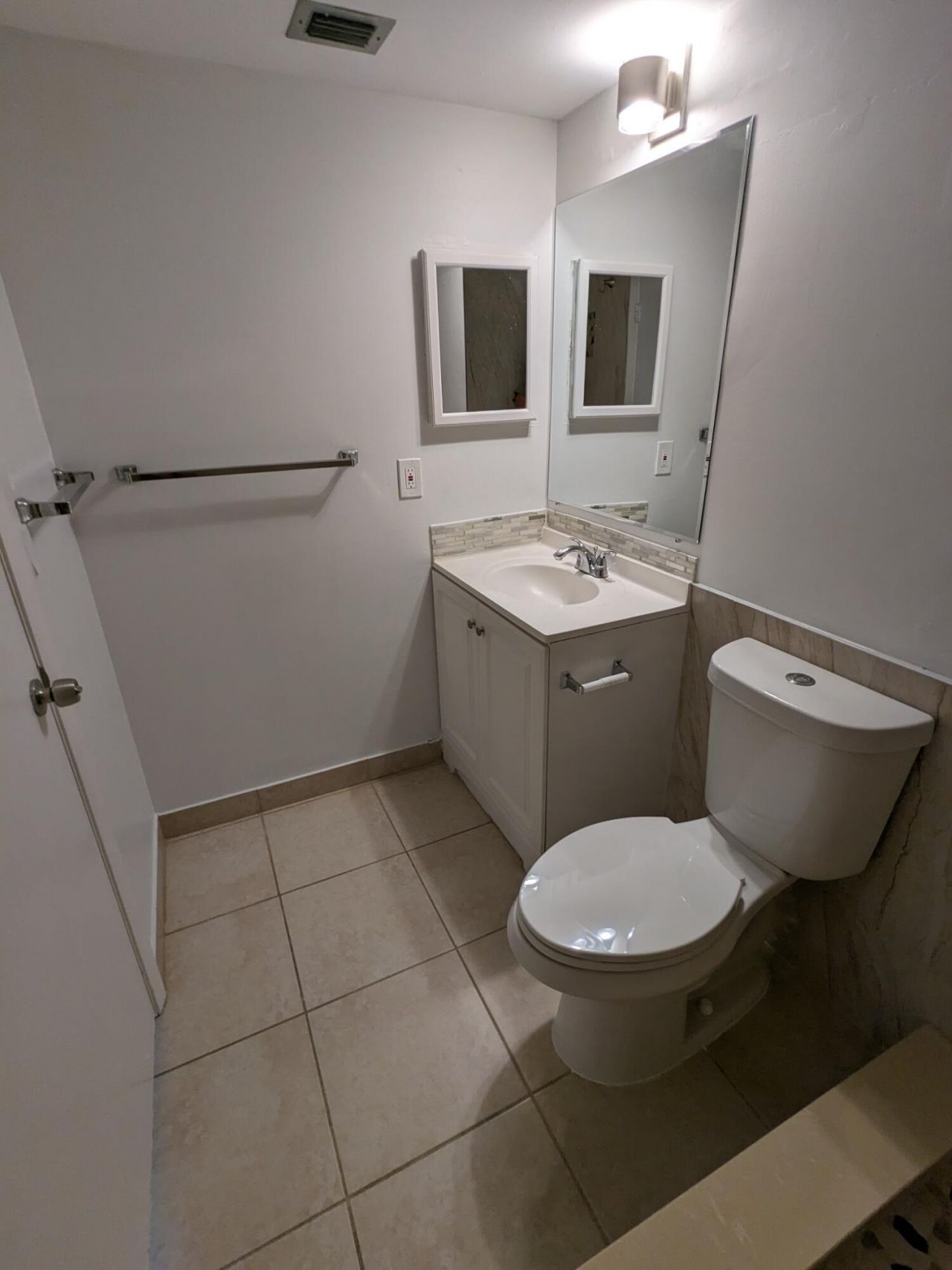 711 Sunny Pine Way, Unit B1, Greenacres, FL 33415 Photo