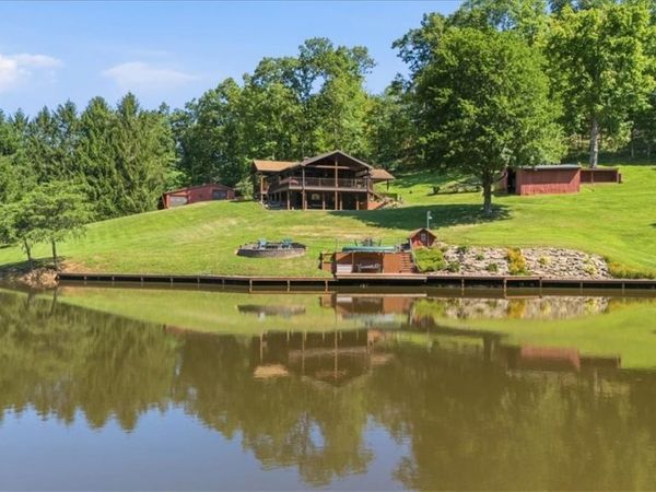 9253 Harris Highway, Belleville, WV 26133