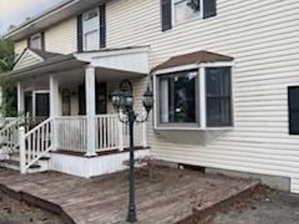 60 Valleywood Road , Commack, NY 11725