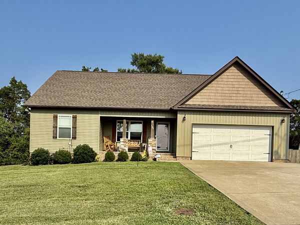 122 Blue Grass Dr , Shelbyville, TN 37160