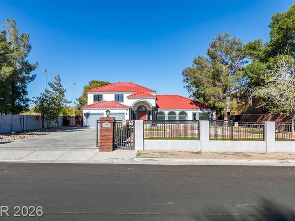7040 OBANNON Drive , Las Vegas, NV 89117