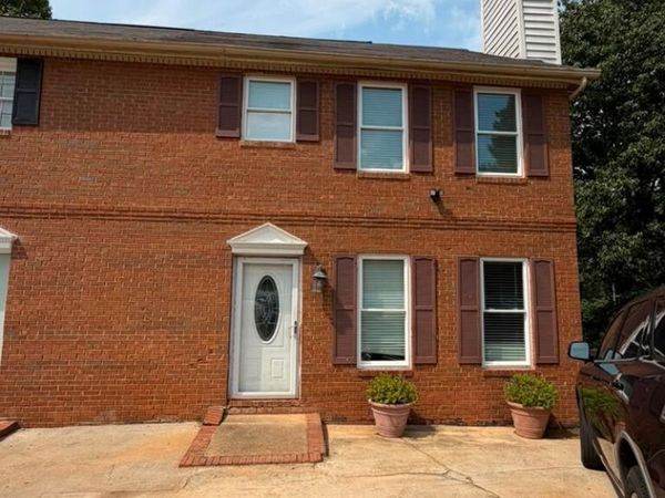 4855 Indian Crest Court NW, Lilburn, GA 30047