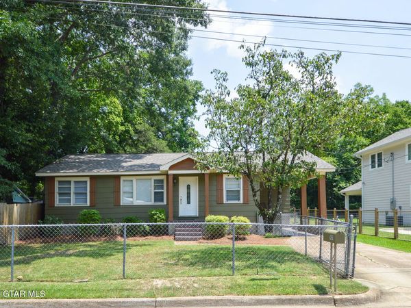 101 Nelson Street, Starkville, MS 39759