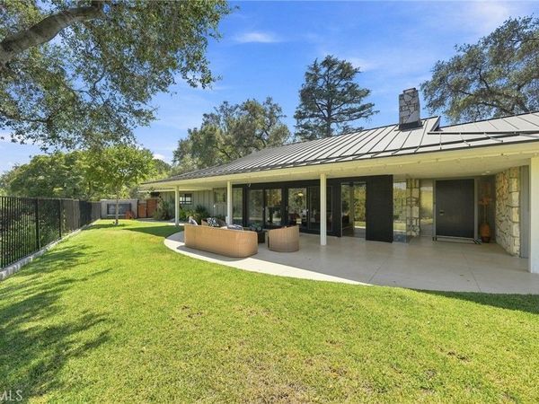 3608 Hampstead Road, La Canada Flintridge, CA 91011