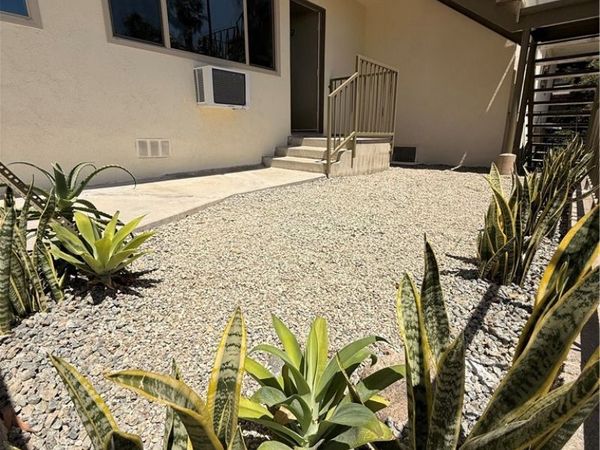 1651 golden gate ave, Unit 2, Los Angeles, CA 90026