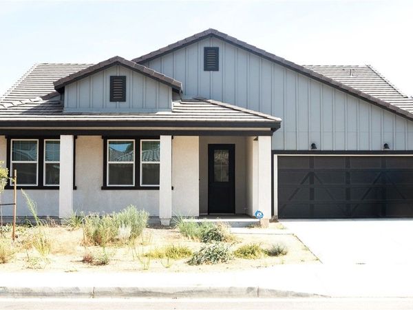 1880 Vincent Drive, Palmdale, CA 93551