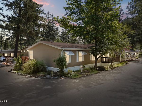 537 Thompson Creek Road, Unit 15, Jacksonville, OR 97530