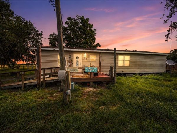 56 MEADOW WAY , FROSTPROOF, FL 33843