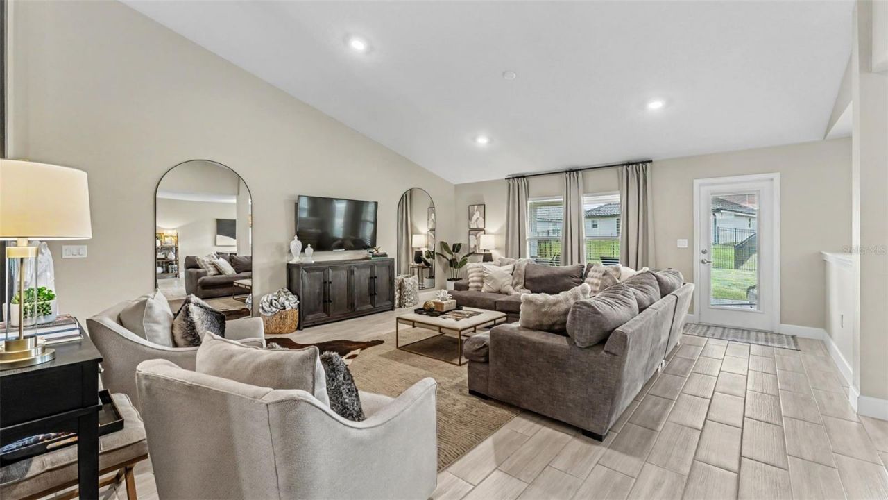 5280 Tennessee Ridge Court, Auburndale, FL 33823 Photo