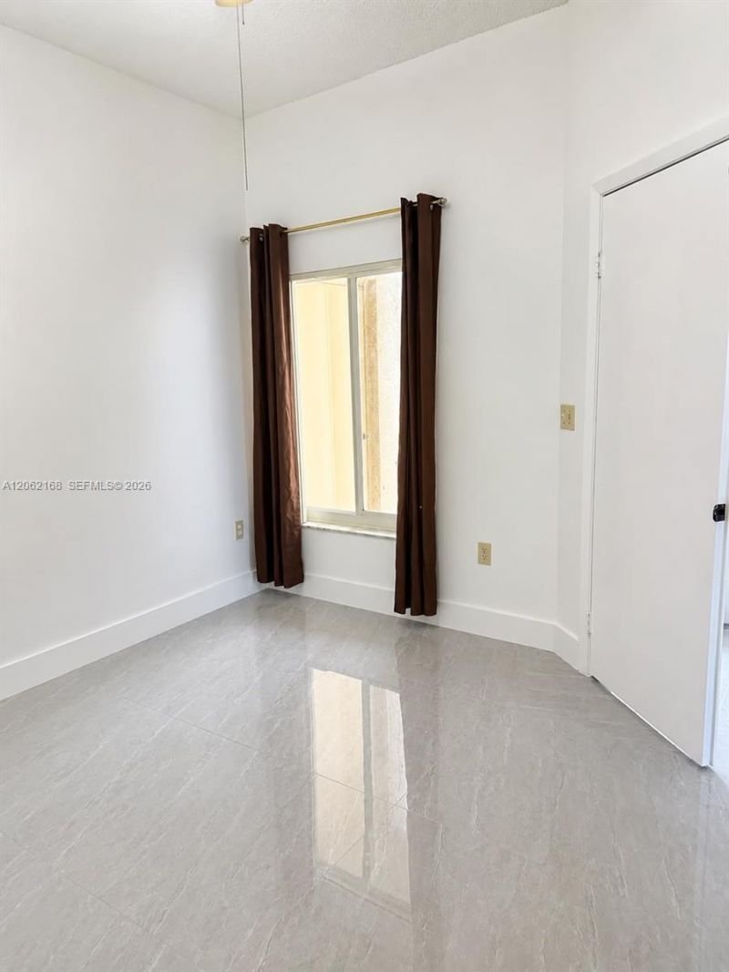 16341 Malibu Dr, Unit 19, Weston, FL 33326 Photo