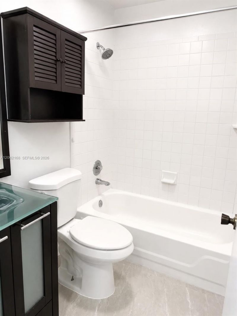 16341 Malibu Dr, Unit 19, Weston, FL 33326 Photo