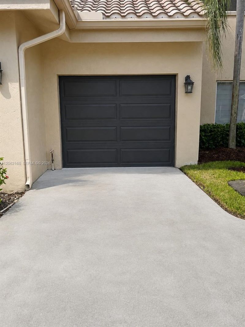 16341 Malibu Dr, Unit 19, Weston, FL 33326 Photo