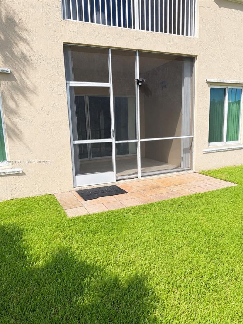 16341 Malibu Dr, Unit 19, Weston, FL 33326 Photo