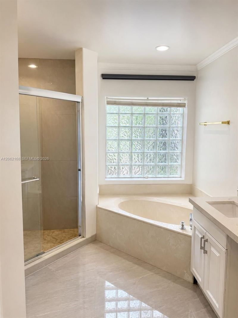16341 Malibu Dr, Unit 19, Weston, FL 33326 Photo