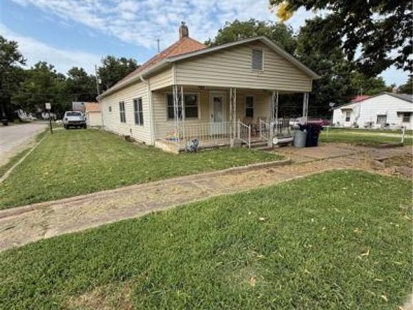 800 E Hill Street, Independence, KS 67301