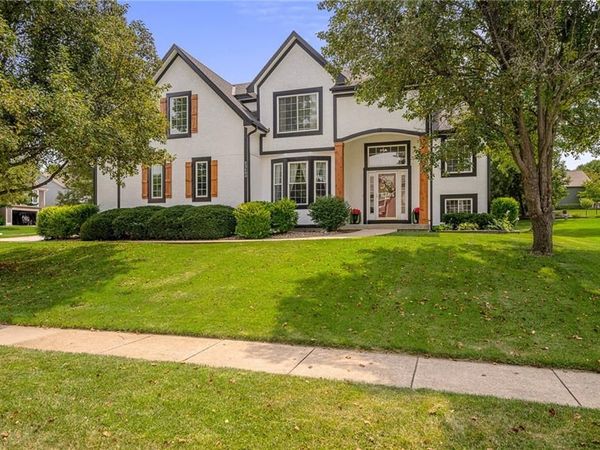 23603 W 53rd Terrace, Shawnee, KS 66226