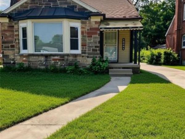 18051 Stansbury Street , Detroit, MI 48235