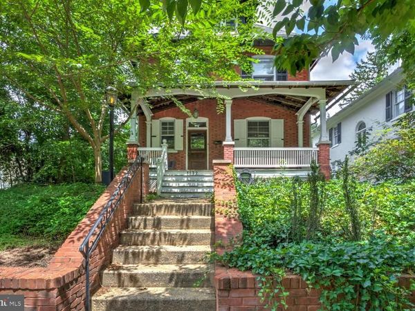 1033 WOODS AVENUE, LANCASTER, PA 17603