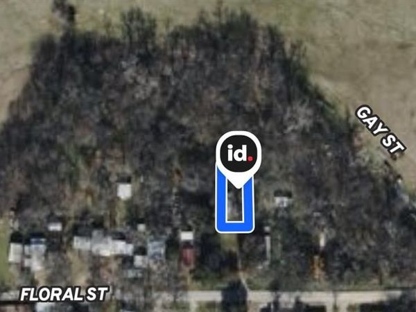 7117 Gay, Azle, TX 76020