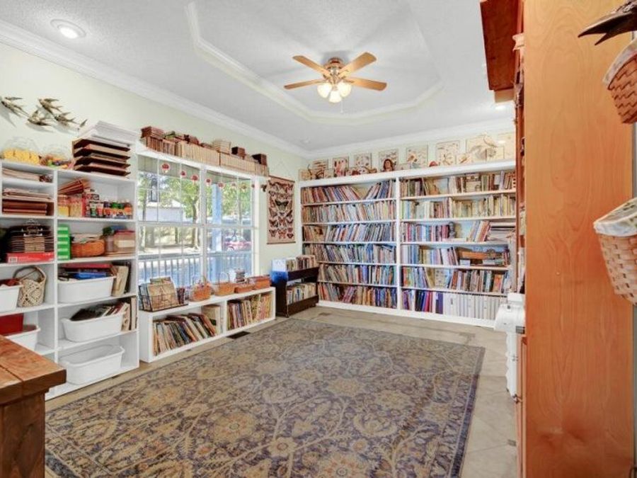 Property Image 11