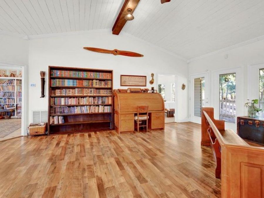 Property Image 9