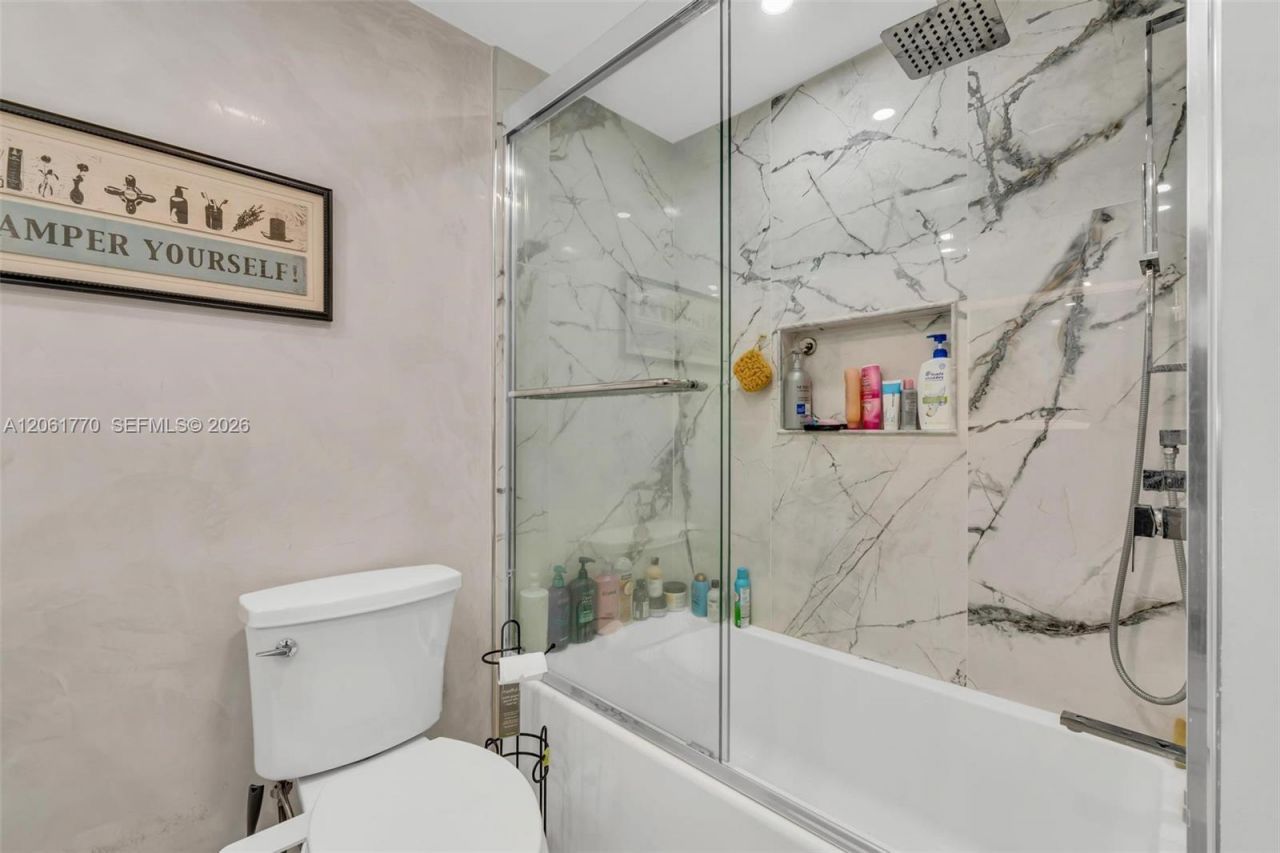 18071 Biscayne Blvd, Unit 901, Aventura, FL 33160 Photo