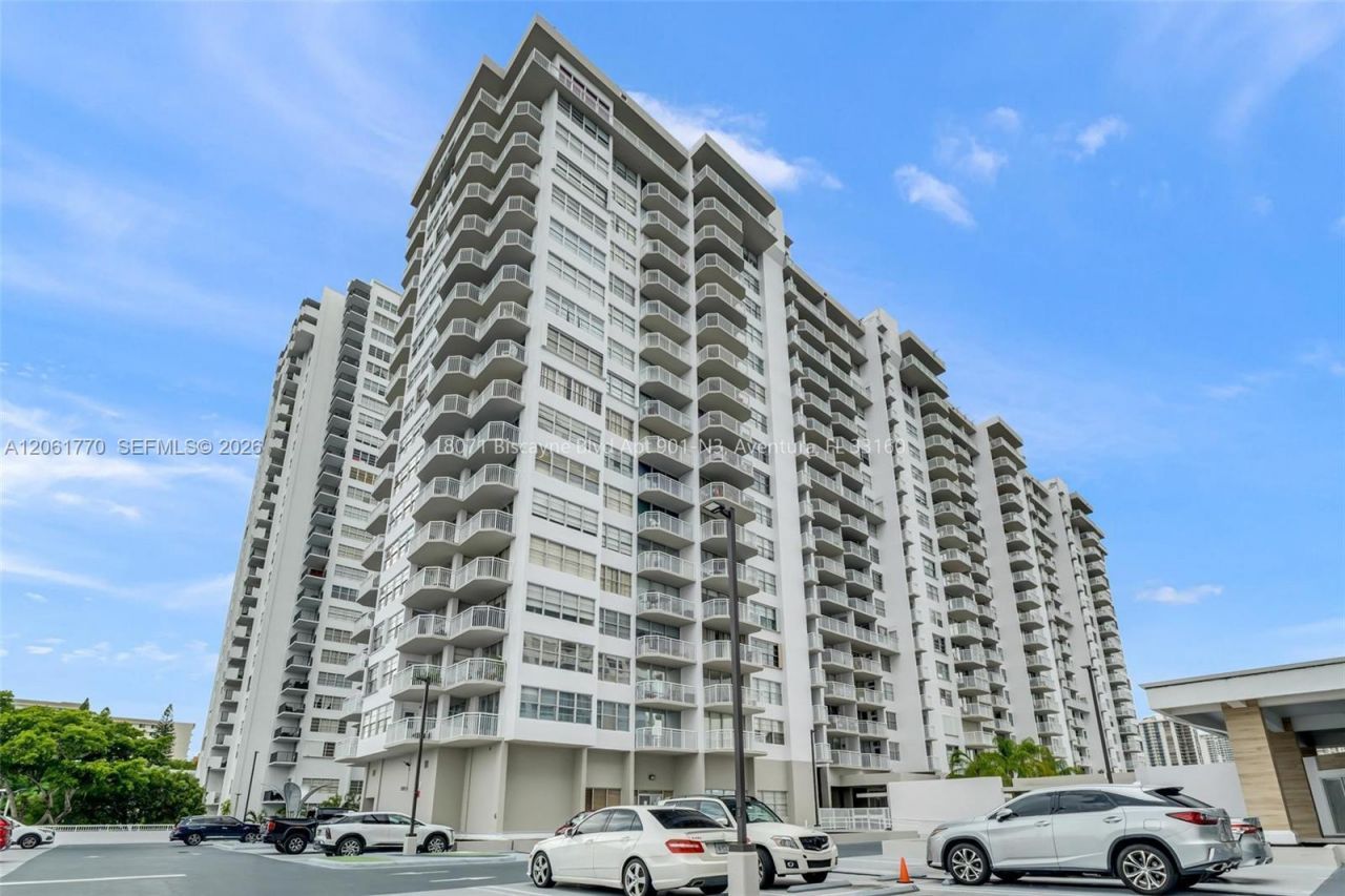 18071 Biscayne Blvd, Unit 901, Aventura, FL 33160 Photo
