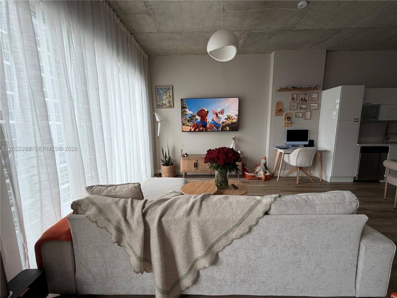 133 NE 2nd Ave, Unit 2405, Miami, FL 33132 Photo