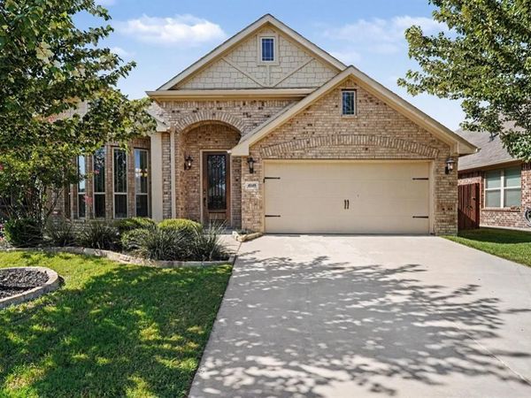 4148 Mountain Meadow Road , Fort Worth, TX 76036