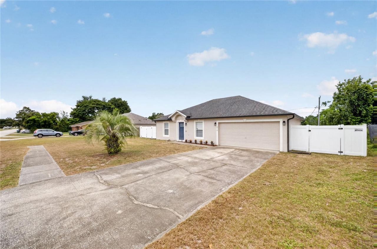 2918 Chalmer Street , Deltona, FL 32738