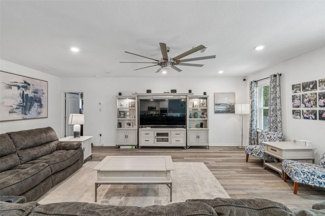 10501 Red Coach Street , Spring Hill, FL 34608 Photo