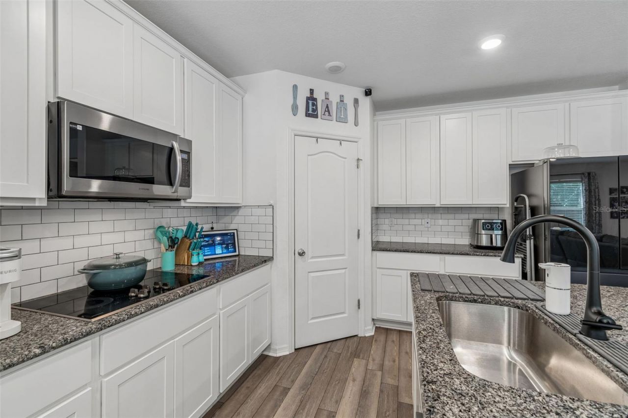 10501 Red Coach Street , Spring Hill, FL 34608 Photo