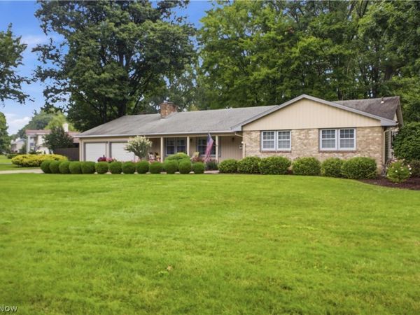 6882 Katahdin Drive , Poland, OH 44514