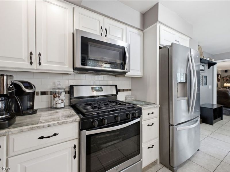 6882 Katahdin Drive, Poland, OH 44514 Photo 6