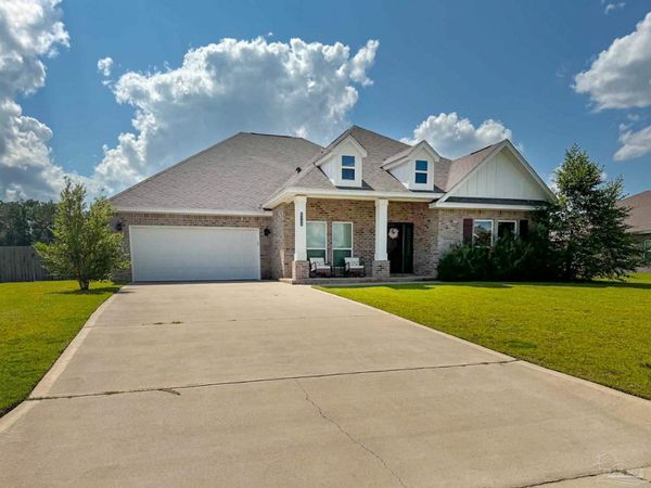 6549 Captiva Dr, Milton, FL 32570