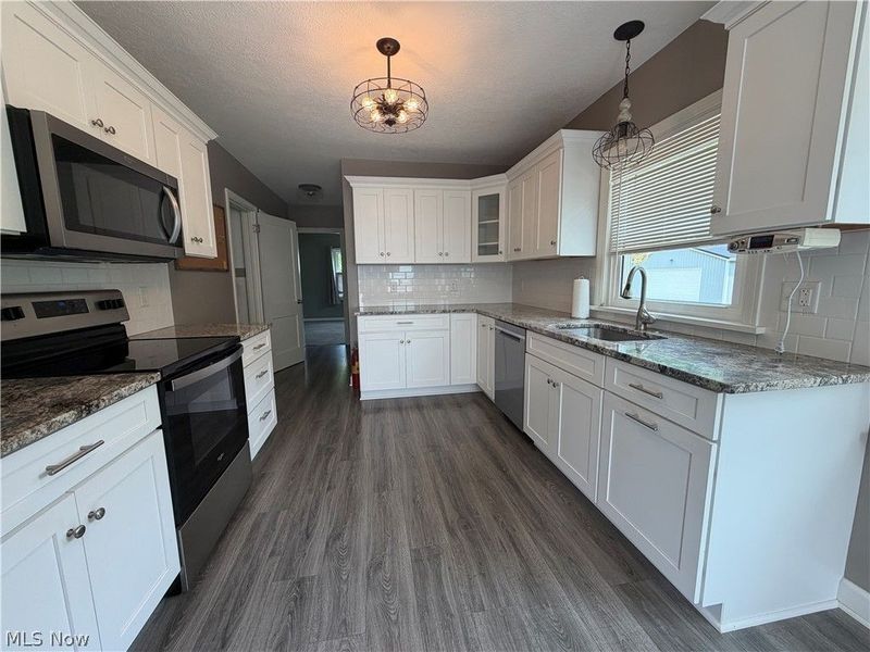 1463 Columbia Road, Valley City, OH 44280 Photo 11