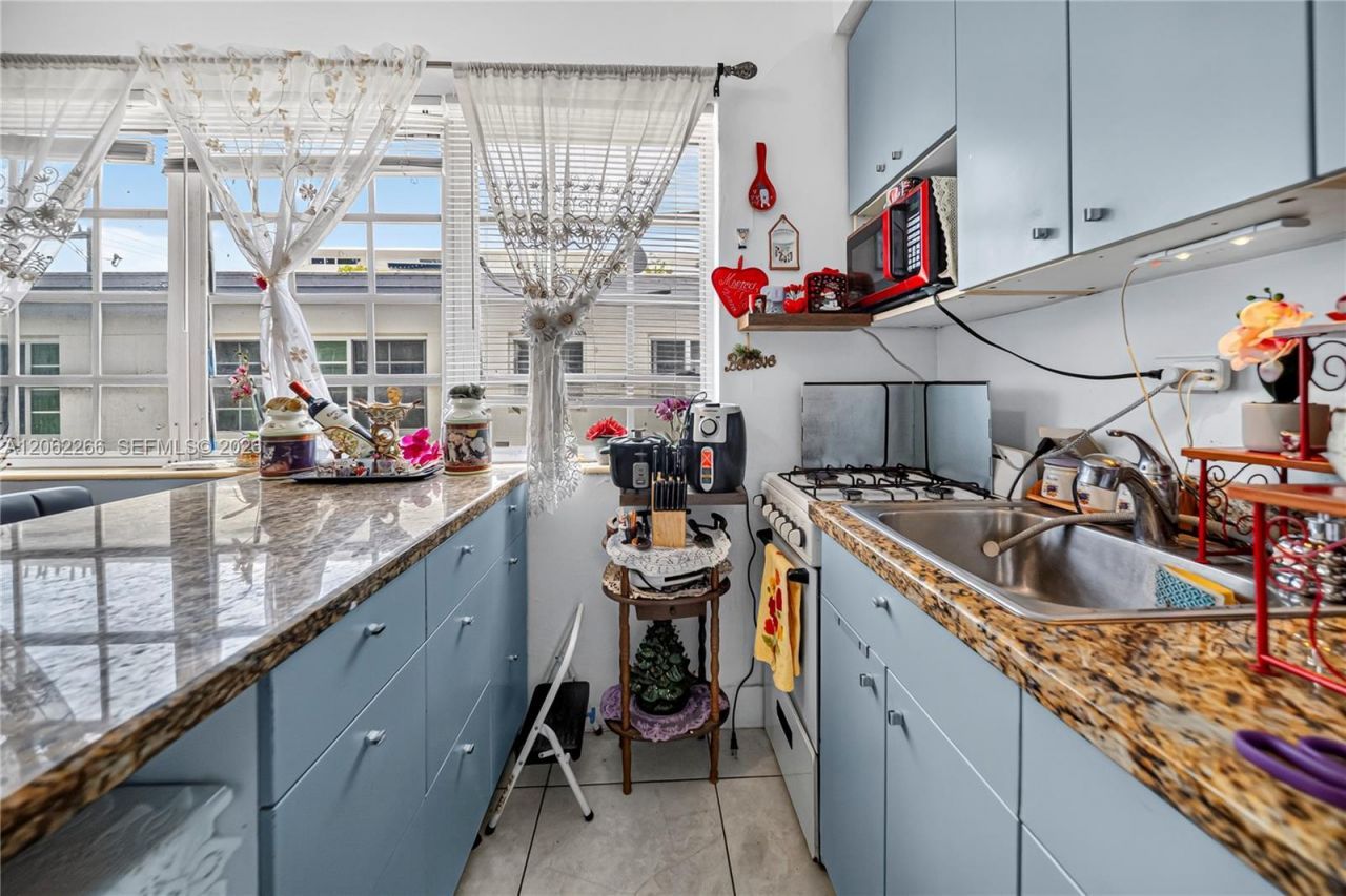 836 10th St, Unit 8, Miami Beach, FL 33139 Photo