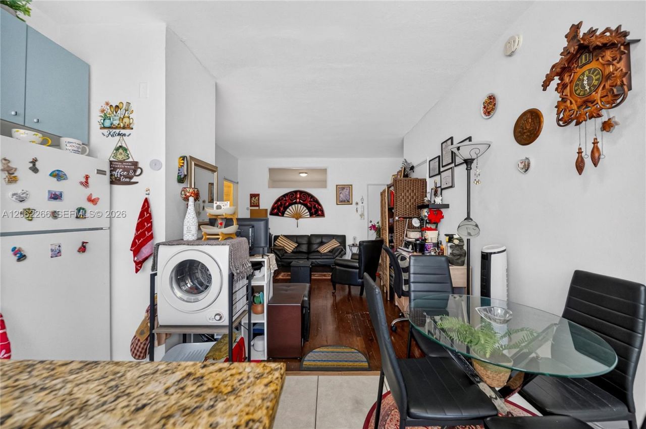 836 10th St, Unit 8, Miami Beach, FL 33139 Photo
