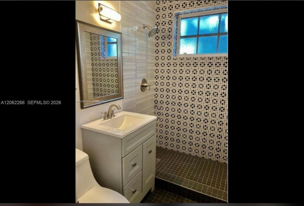 836 10th St, Unit 8, Miami Beach, FL 33139 Photo