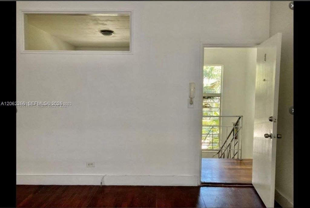 836 10th St, Unit 8, Miami Beach, FL 33139 Photo