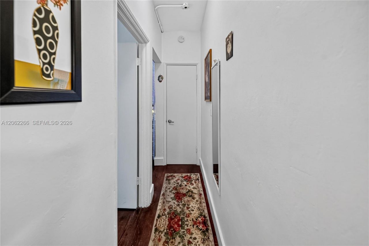 836 10th St, Unit 8, Miami Beach, FL 33139 Photo