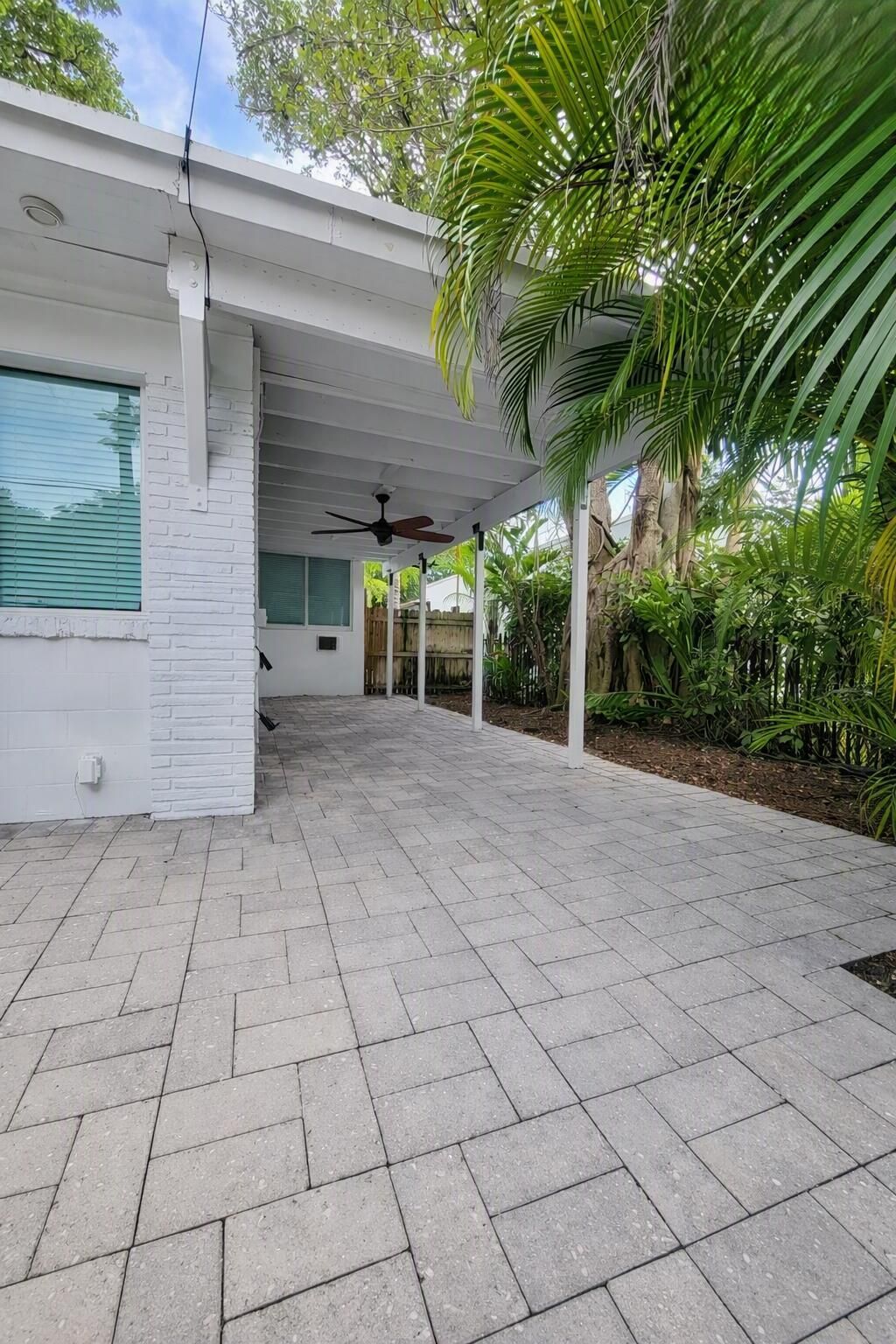 1415 SE 2nd Street, Unit 3, Fort Lauderdale, FL 33301 Photo