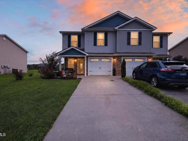 449 Manchester Place, Unit 449, Bristol, TN 37620