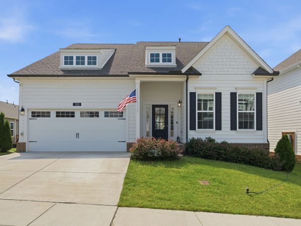 103 Cryer Dr, Gallatin, TN 37066