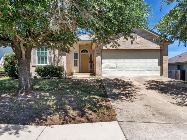 411 Estate DR, Hutto, TX 78634