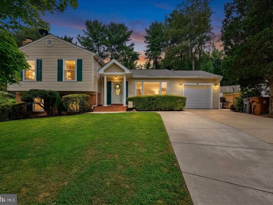 11 Lodge Place, Rockville, MD 20850 Main Photo